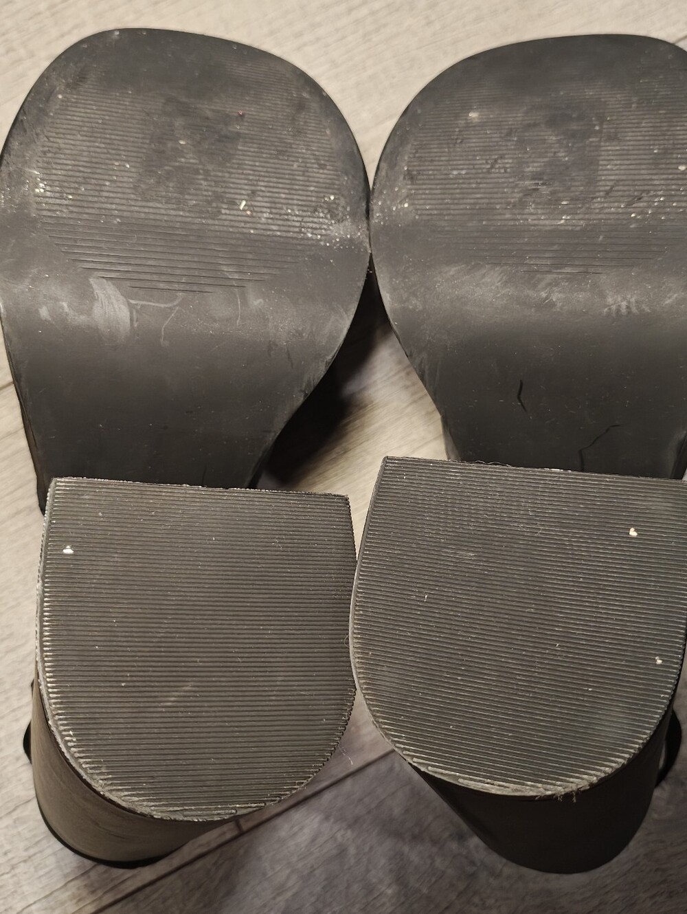 Steve Madden Charlize Black Satin Platform Chunky Block Heels. - Picture 10 of 12